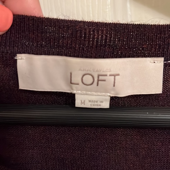 Loft long sleeve sweater- Medium - Picture 4 of 5